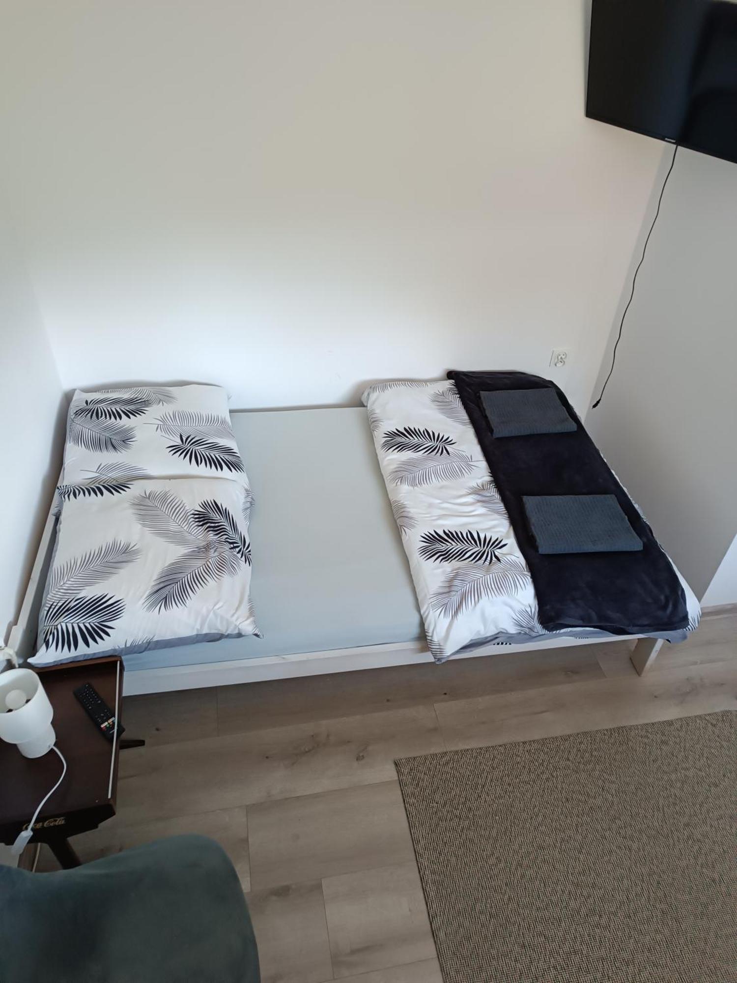 Stas-Przy Szkole Nr3 W Skawie Skawa Exteriör bild